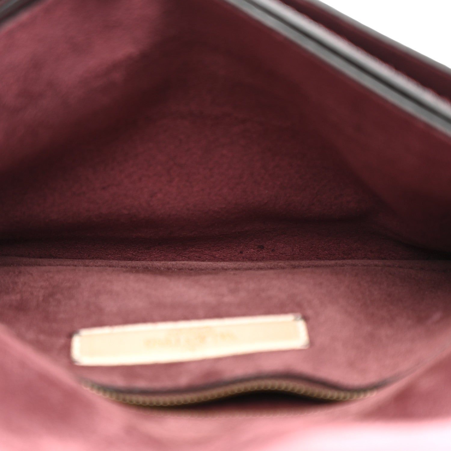 Pebbled Calfskin Rockstud Rolling Wristlet Clutch Rubin