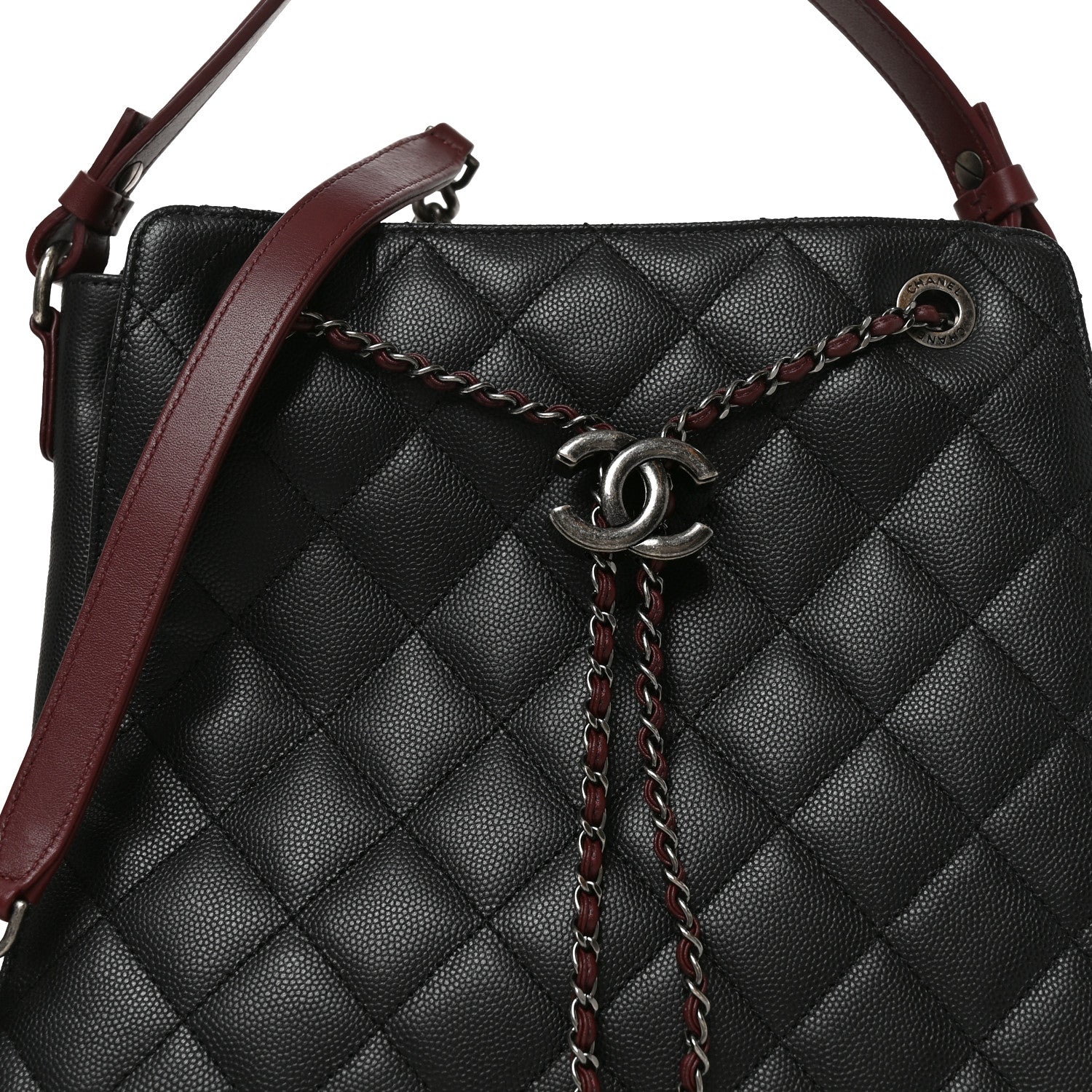 Caviar Quilted Medium CC Bucket Bag Black