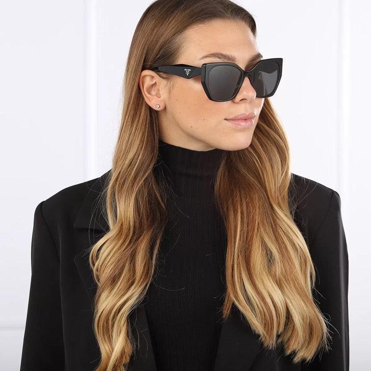 Prada PR 19ZS Oval Round Sunglasses 🟥