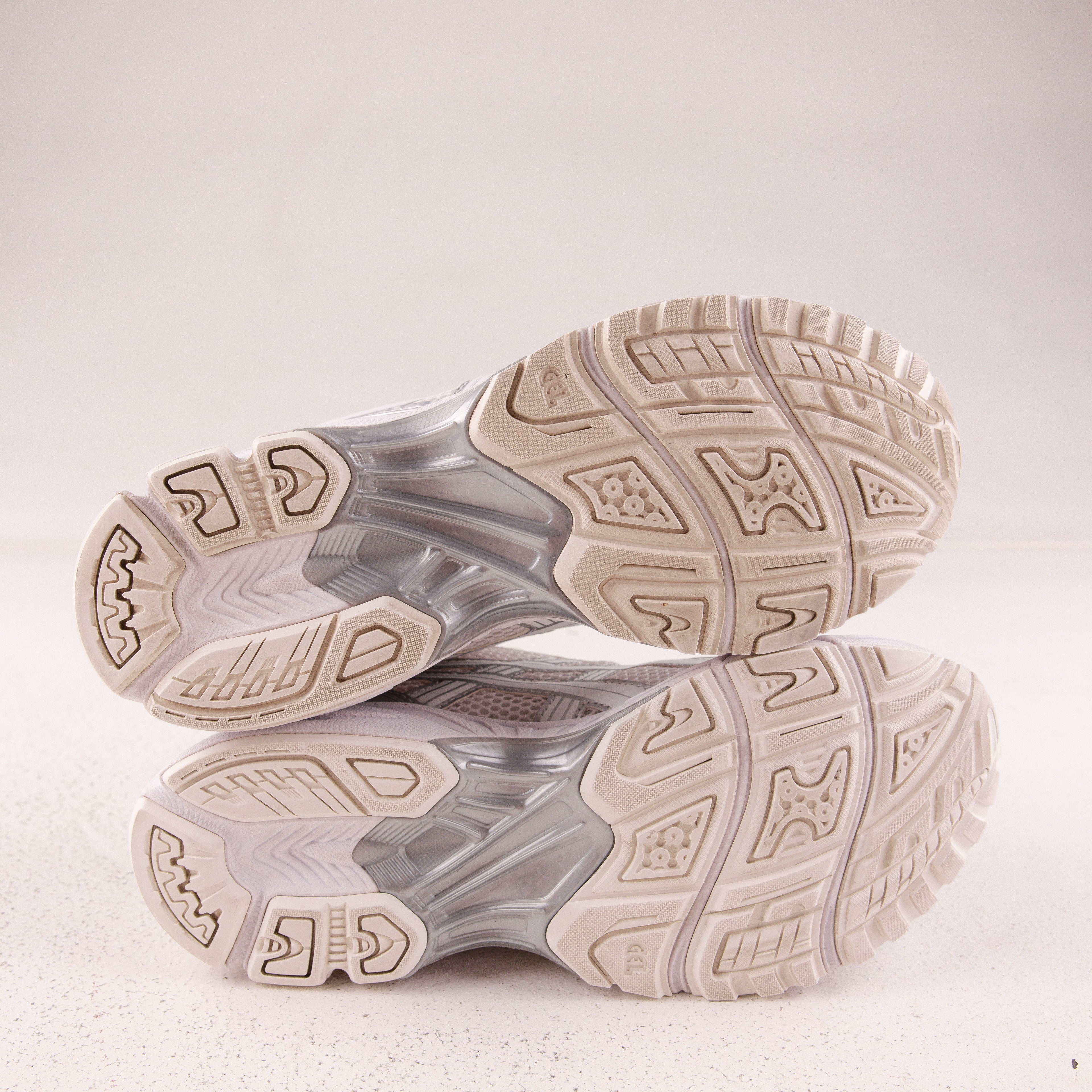 ASICS Gel-Kayano 14 JJJJound Silver White - Used - 3758