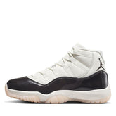 Jordan 11 WMNS Neapolitan