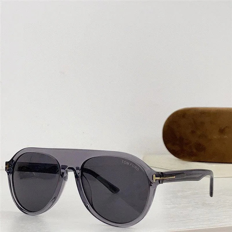 PILOT HORN SUNGLASSES $1,690 FT1047-P ✨