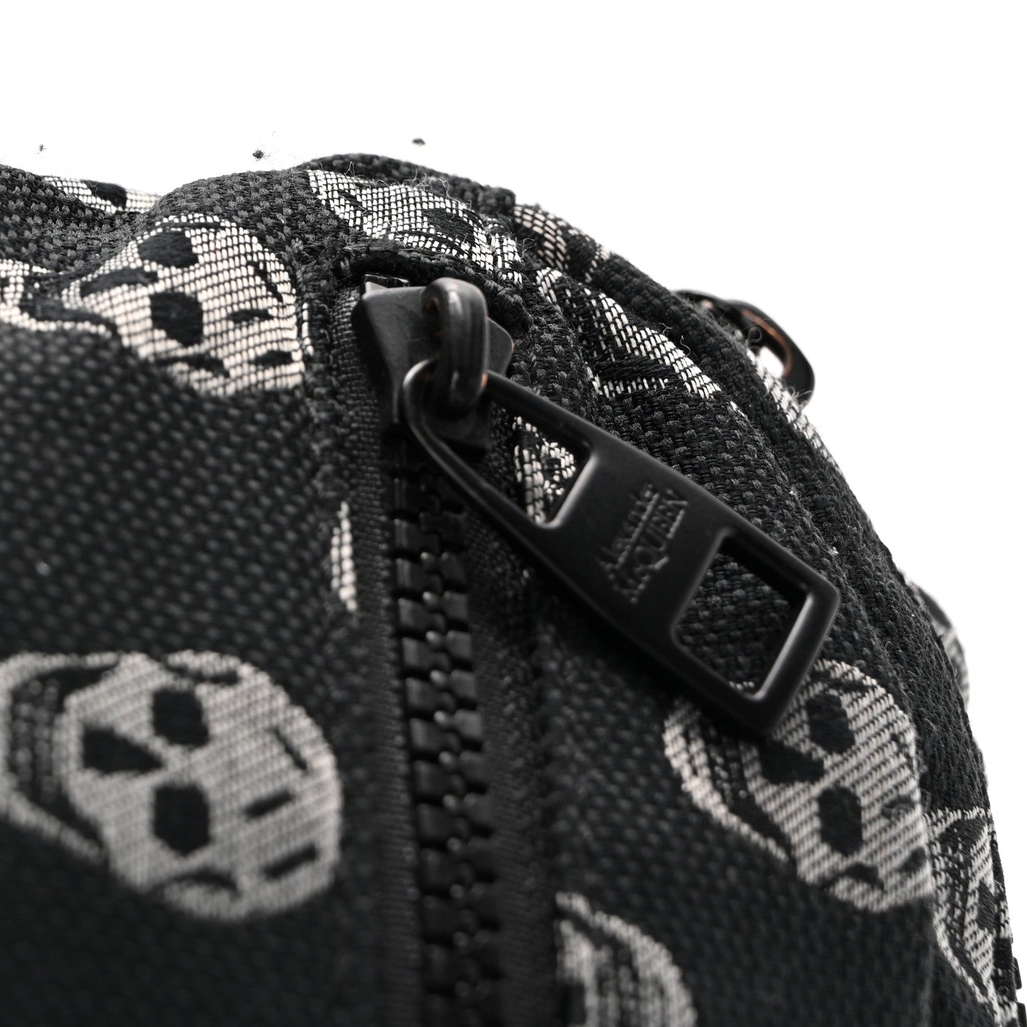 Jacquard Skull Belt Bag Black White