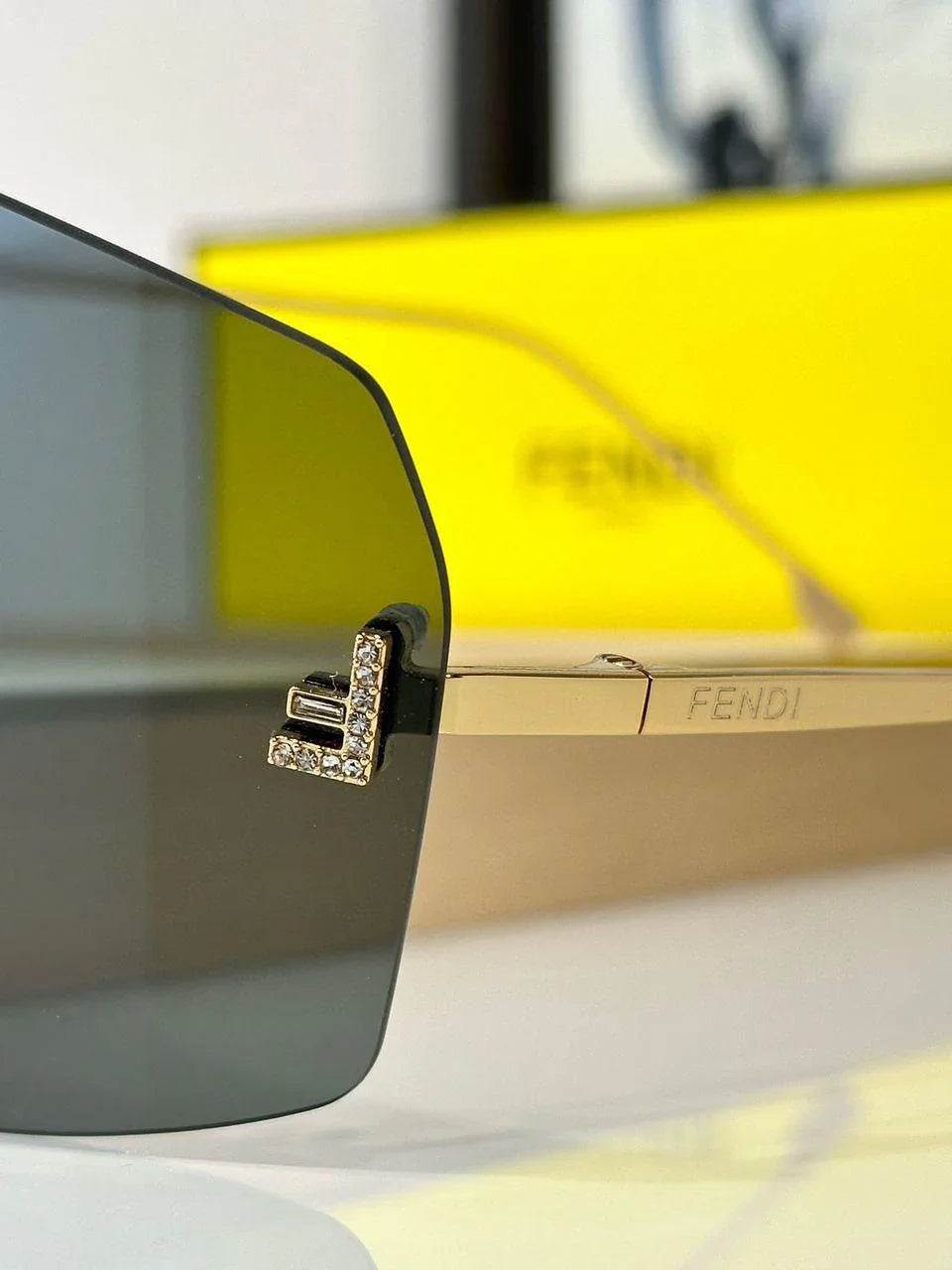 Fendi 2024 First Mask FE 4121 US 28G Shield Sunglasses Women&