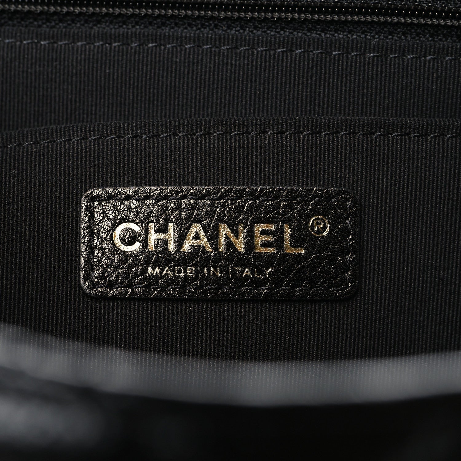 Caviar Quilted XXL Travel Flap Bag Black