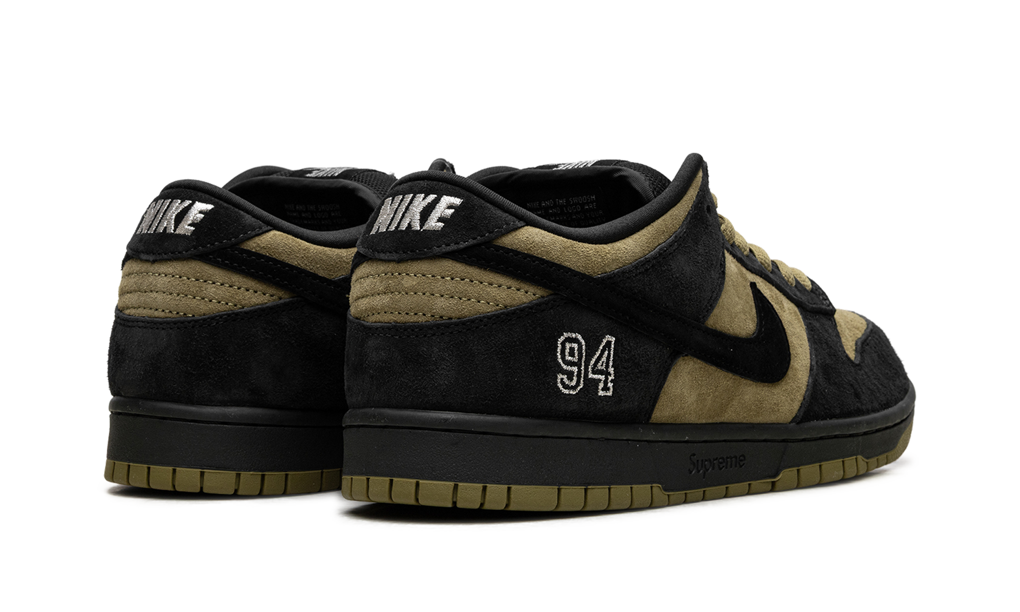 SB Dunk Low "Supreme - Camper Green" HQ8487 300