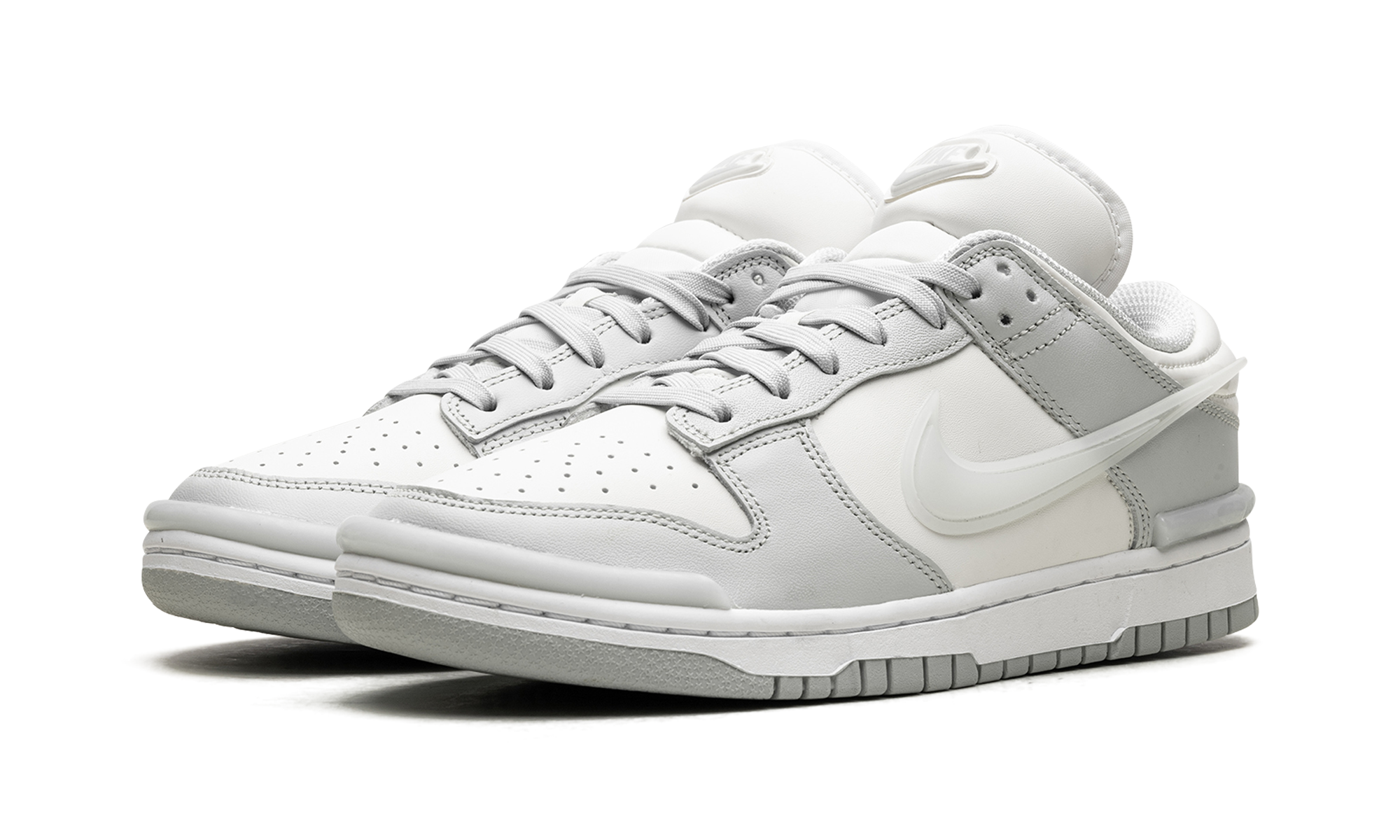 Dunk Low Twist WMNS "LIGHT SILVER" DZ2794 004