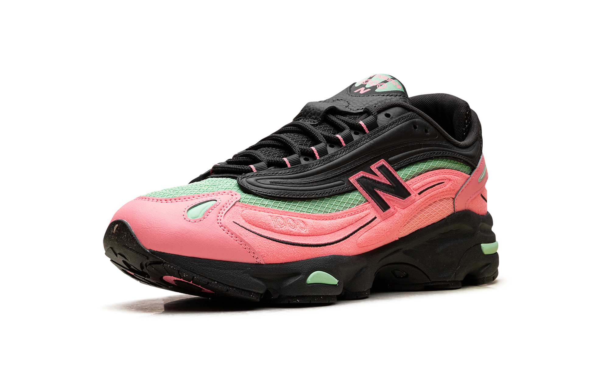 1000 "Black / Pink - Footlocker Exclusive" M1000FDM