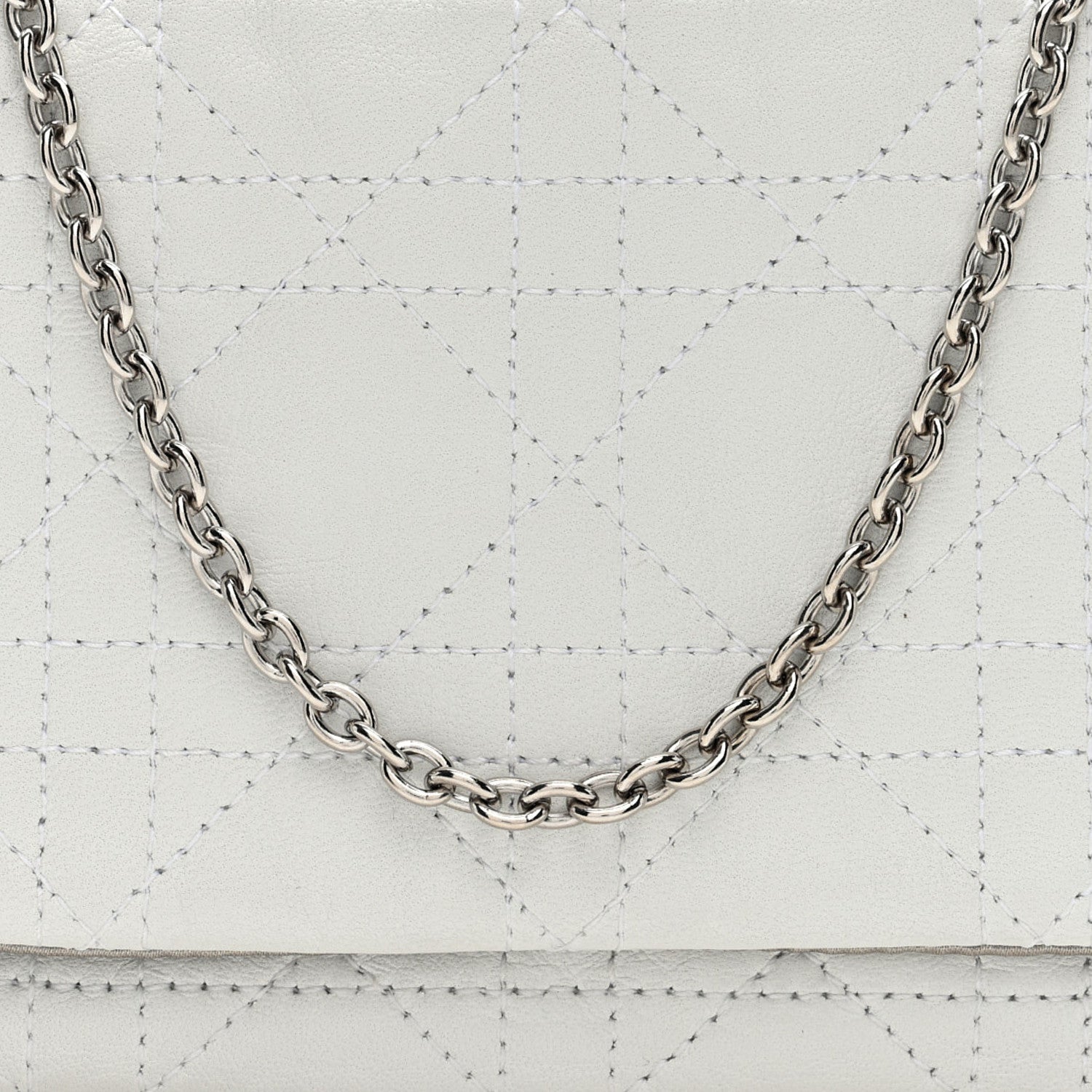 Lambskin Cannage Lady Dior Chain Clutch White