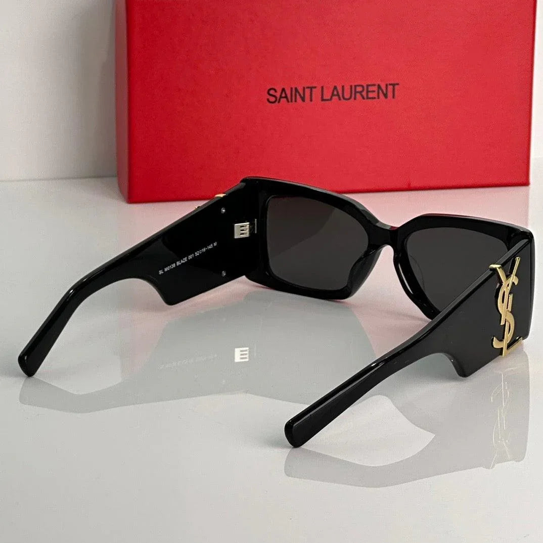 Yves Saint Laurent M0138 Oversize Women&