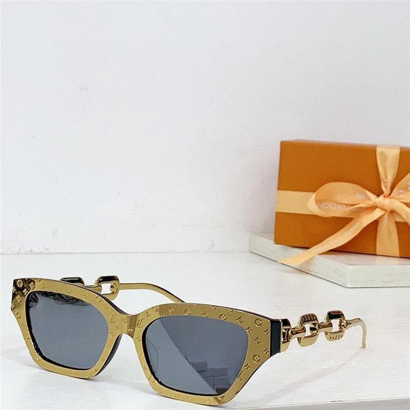 Louis Vuitton EDGE Z1476E Edge Large Square Women&