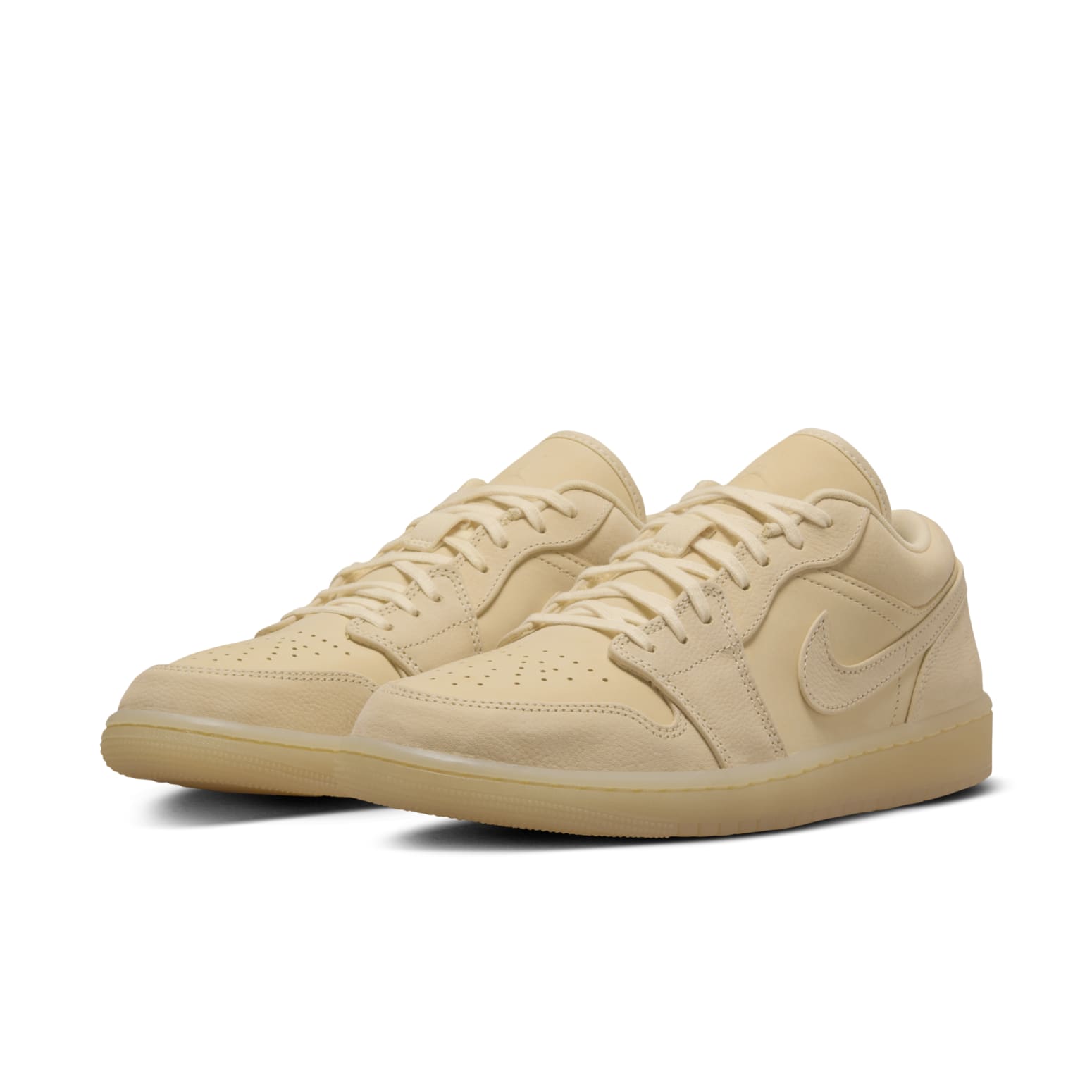 Air Jordan 1 Low SE ‘Sand’