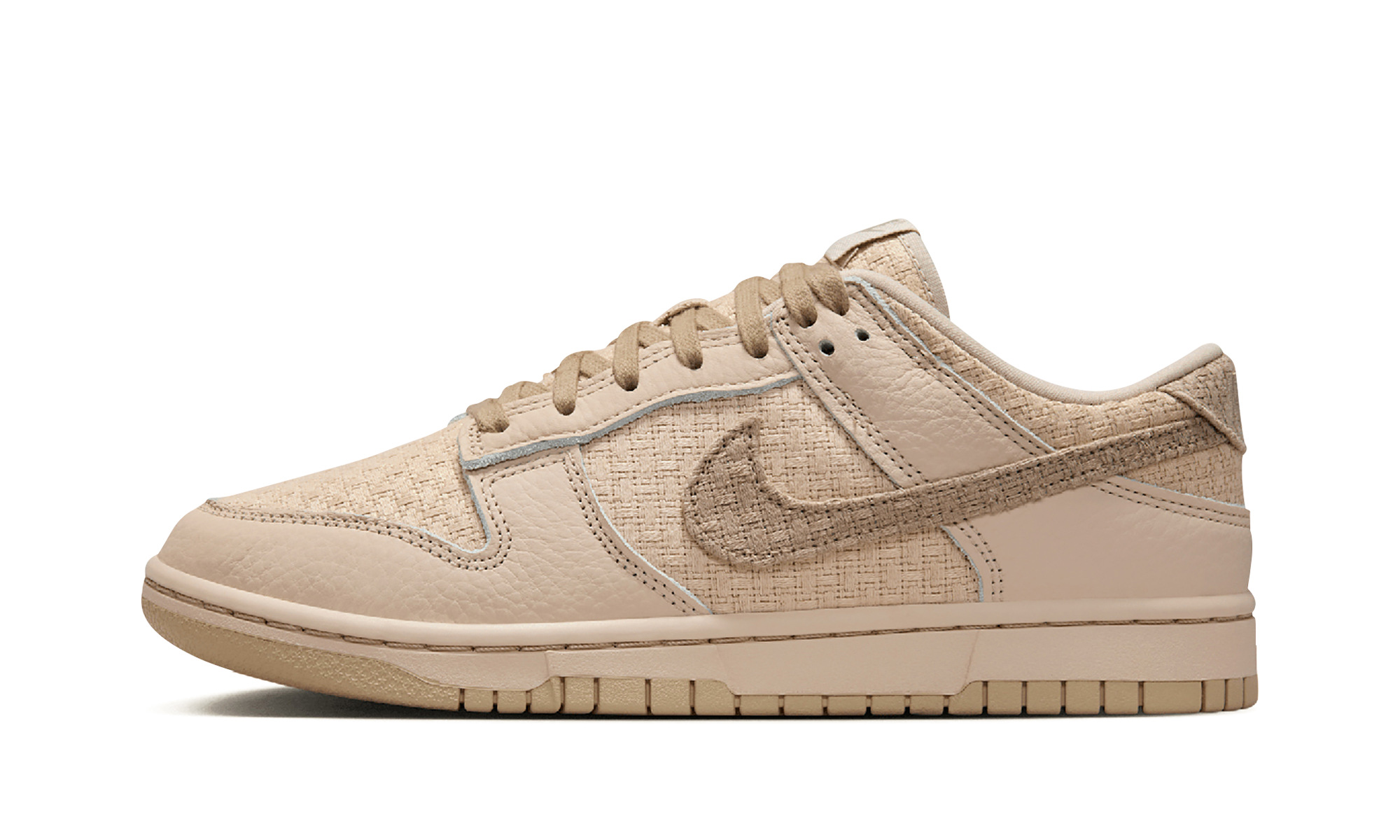 Dunk Low WMNS "Sanddrift" IB7947 126