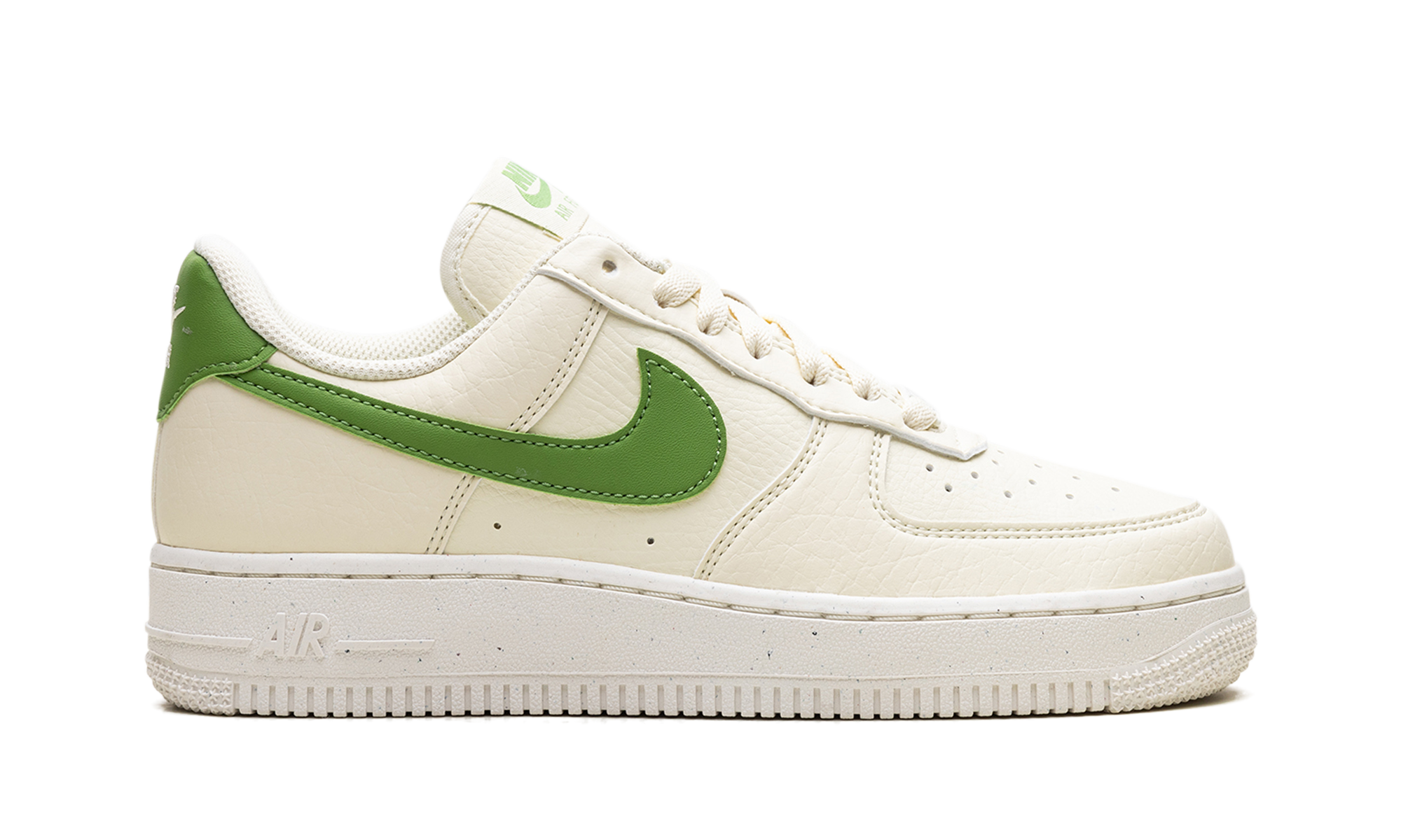 NIKE AIR FORCE 1 &