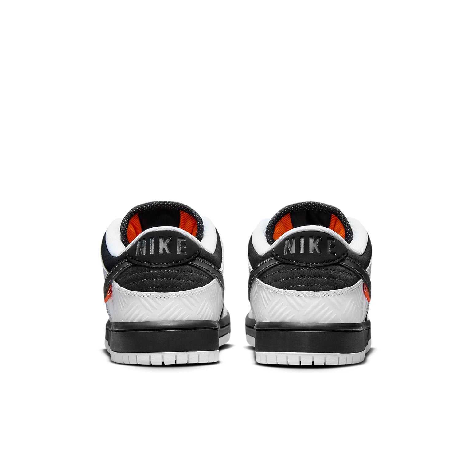 Nike x TIGHTBOOTH SB Dunk Low ‘White Black’
