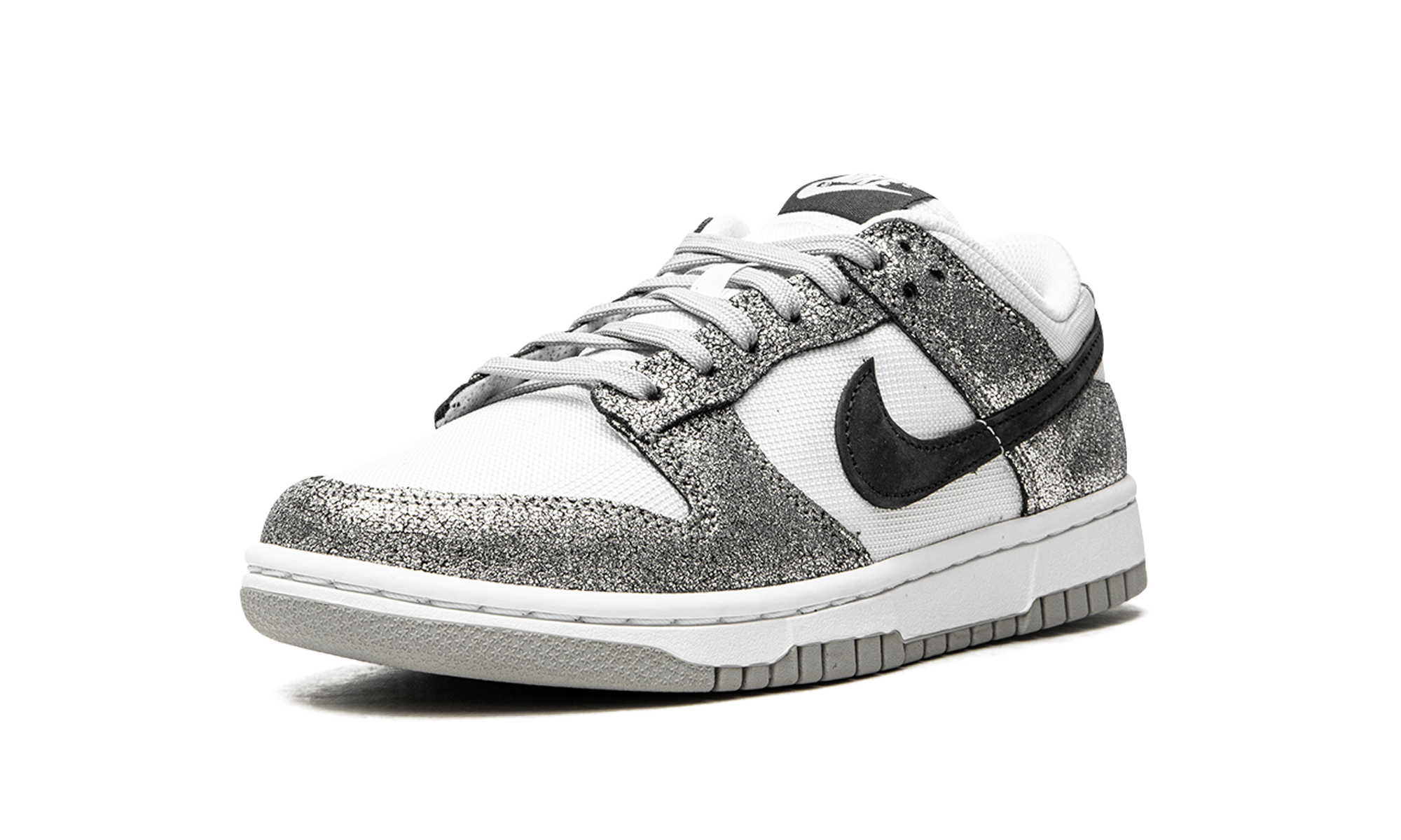 Dunk Low SE WMNS "Golden Gals" DO5882 001