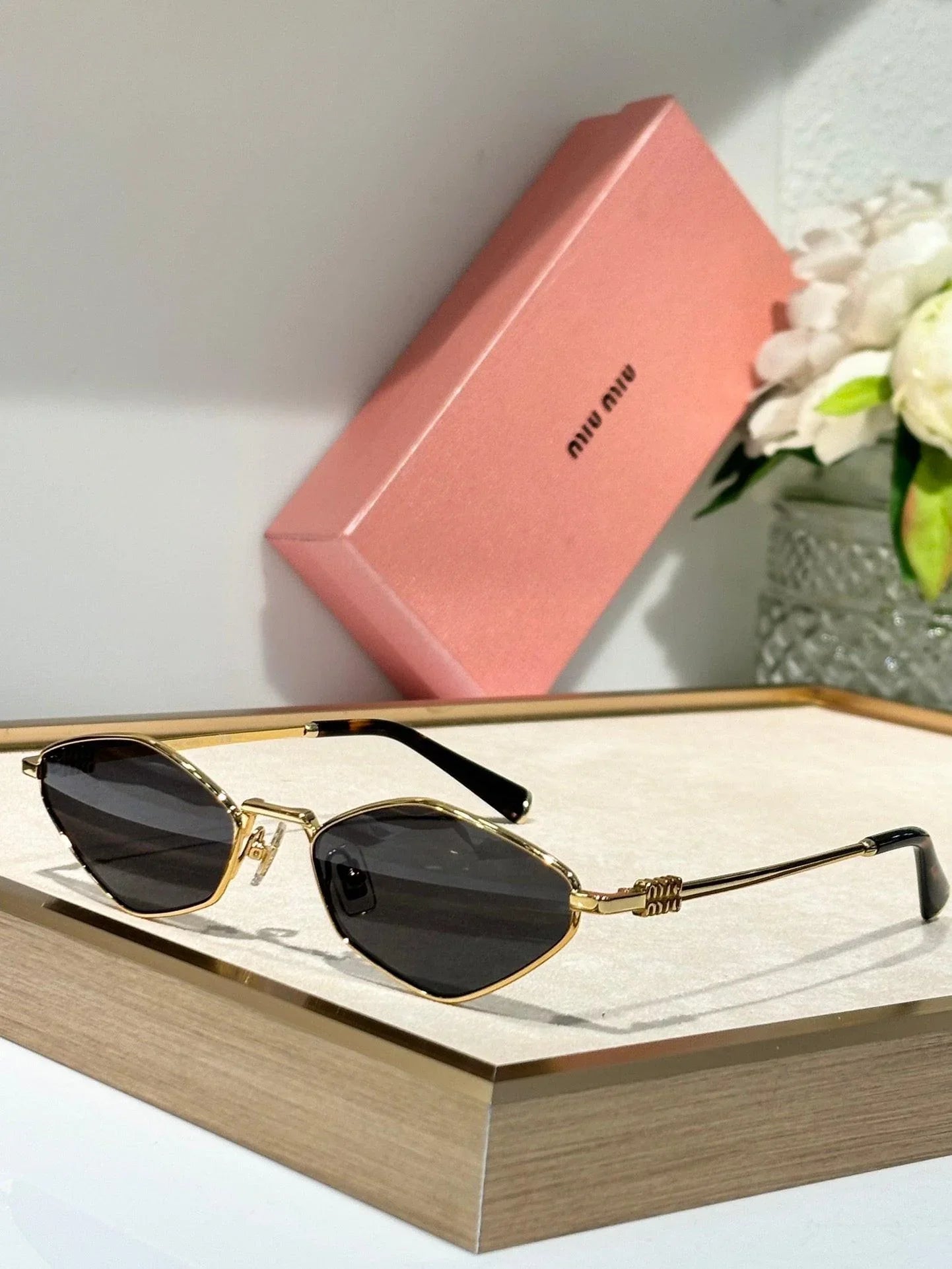 Miu Miu MU 56ZS Women&