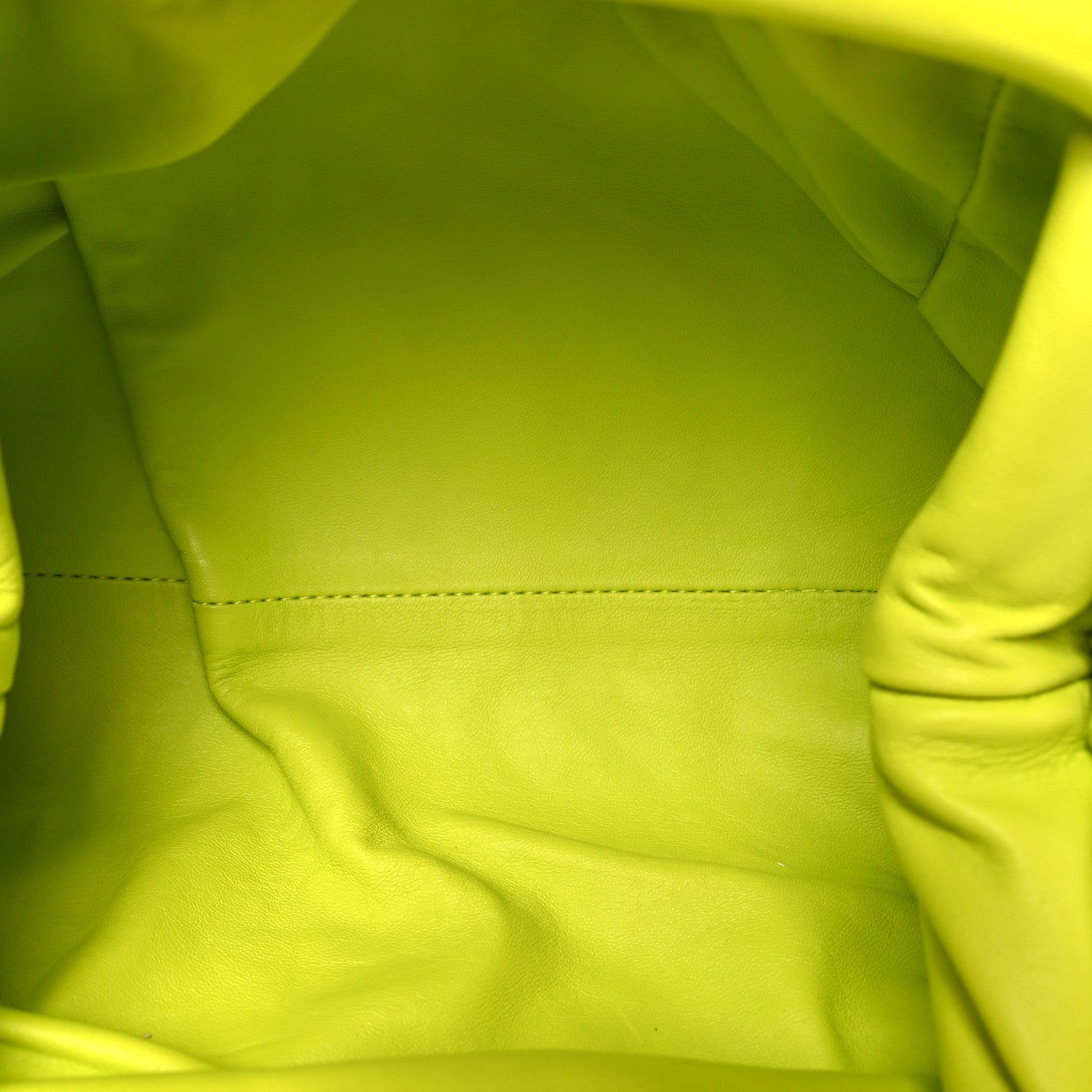 Nappa Maxi Intrecciato Teen Pouch Acid Kiwi