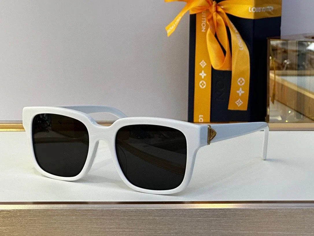 Louis Vuitton Z1785W Glide Square Sunglasses ✨
