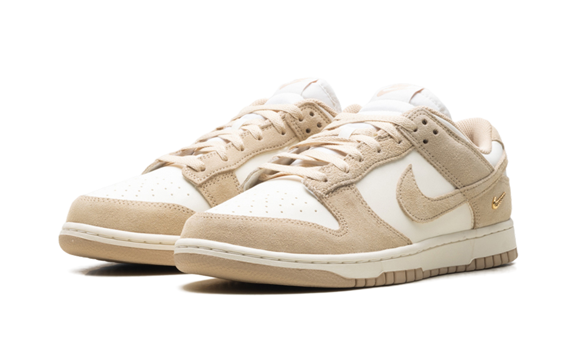 Dunk Low WMNS "Sail White Metallic Gold" IO4244 101