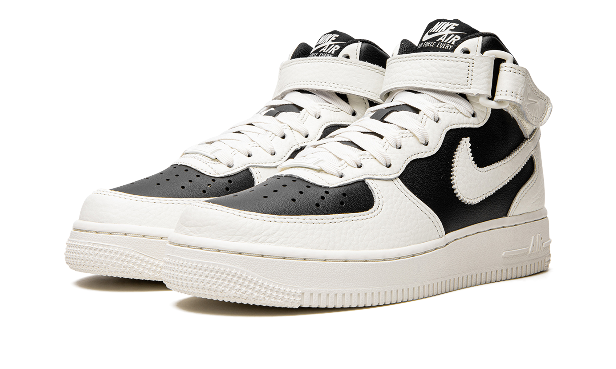 AIR FORCE 1 &