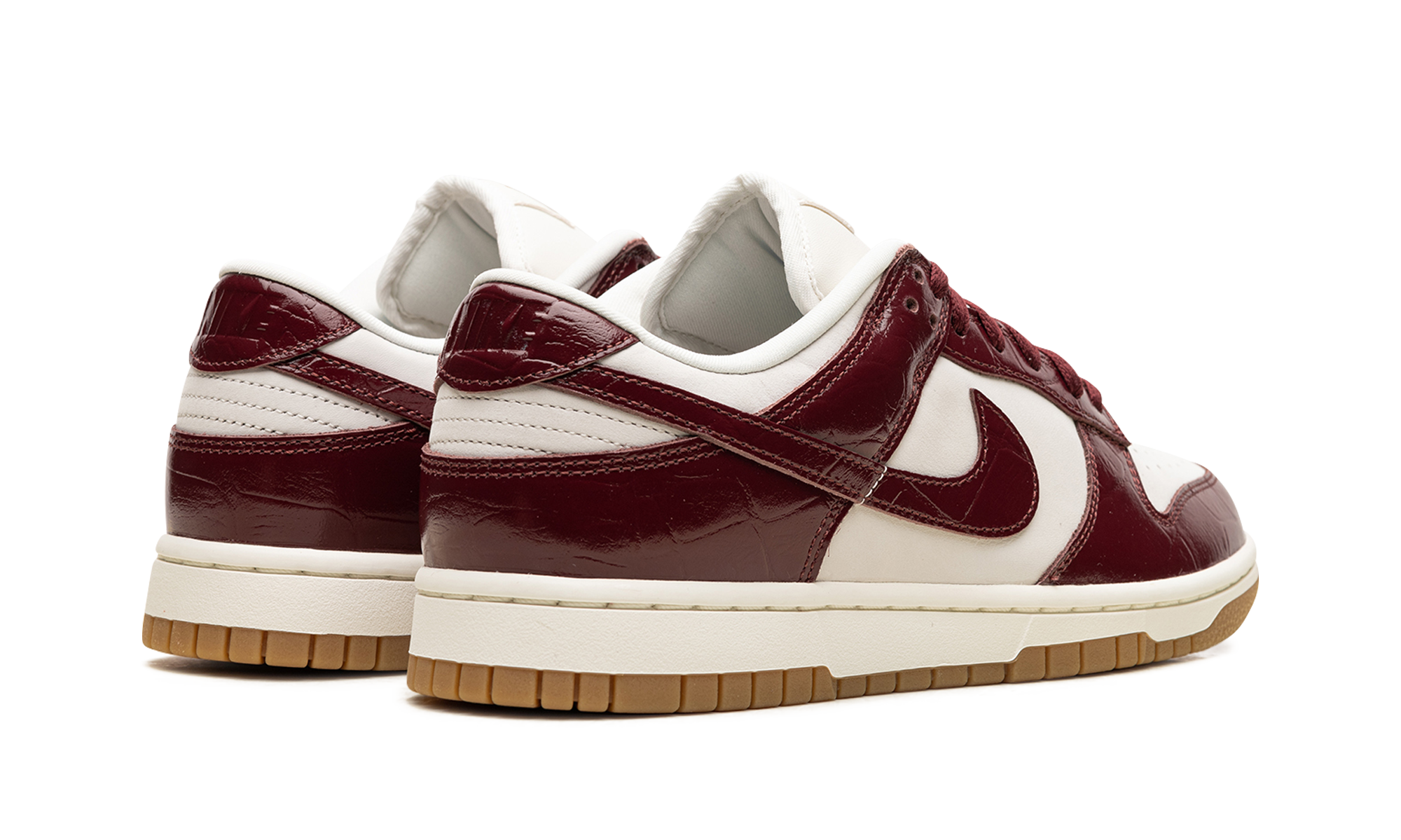 Wmns Dunk Low LX "Team Red Croc" FJ2260 004