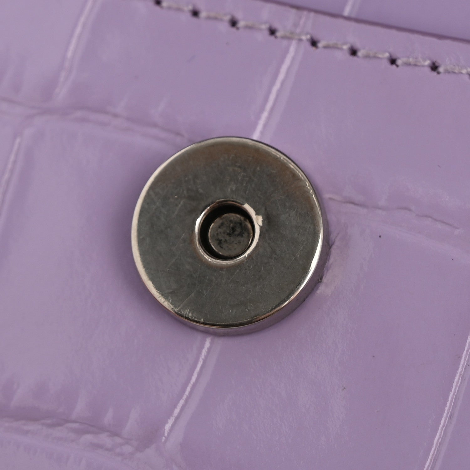 Shiny Calfskin Crocodile Embossed Hourglass Chain Bag Lilac