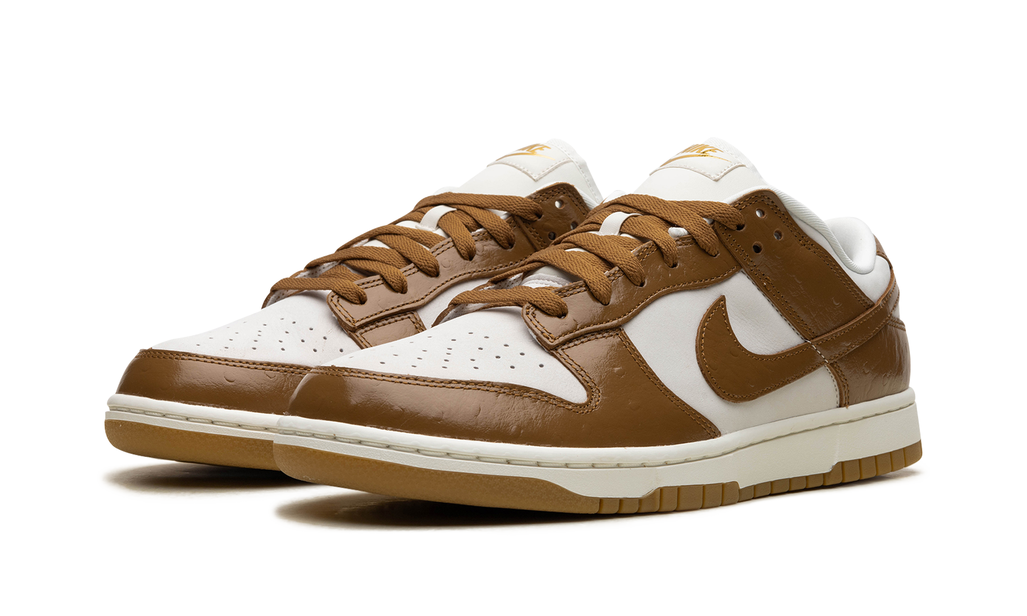 DUNK LOW WMNS "Brown Ostrich" FJ2260 001