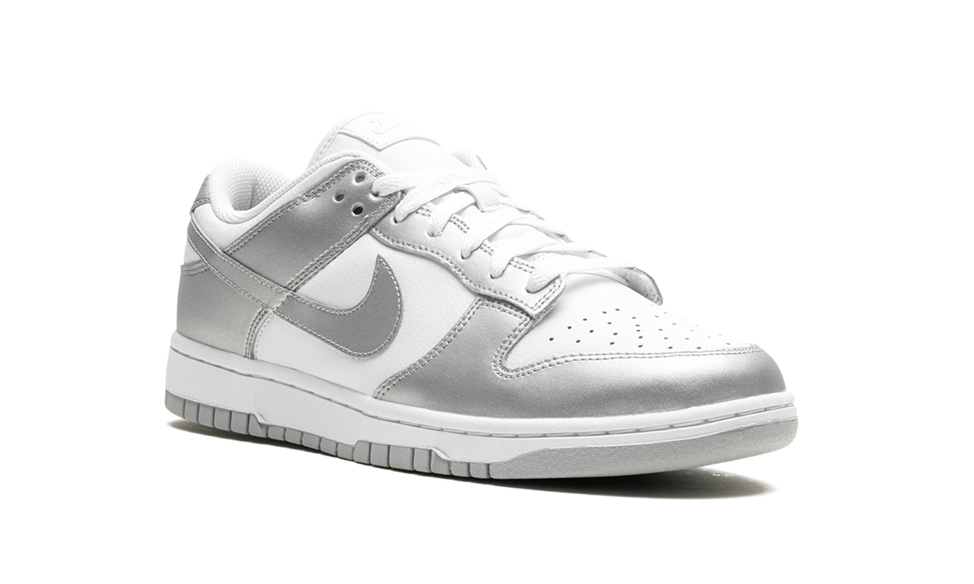 DUNK LOW WMNS "Metallic Silver" FV1311 100