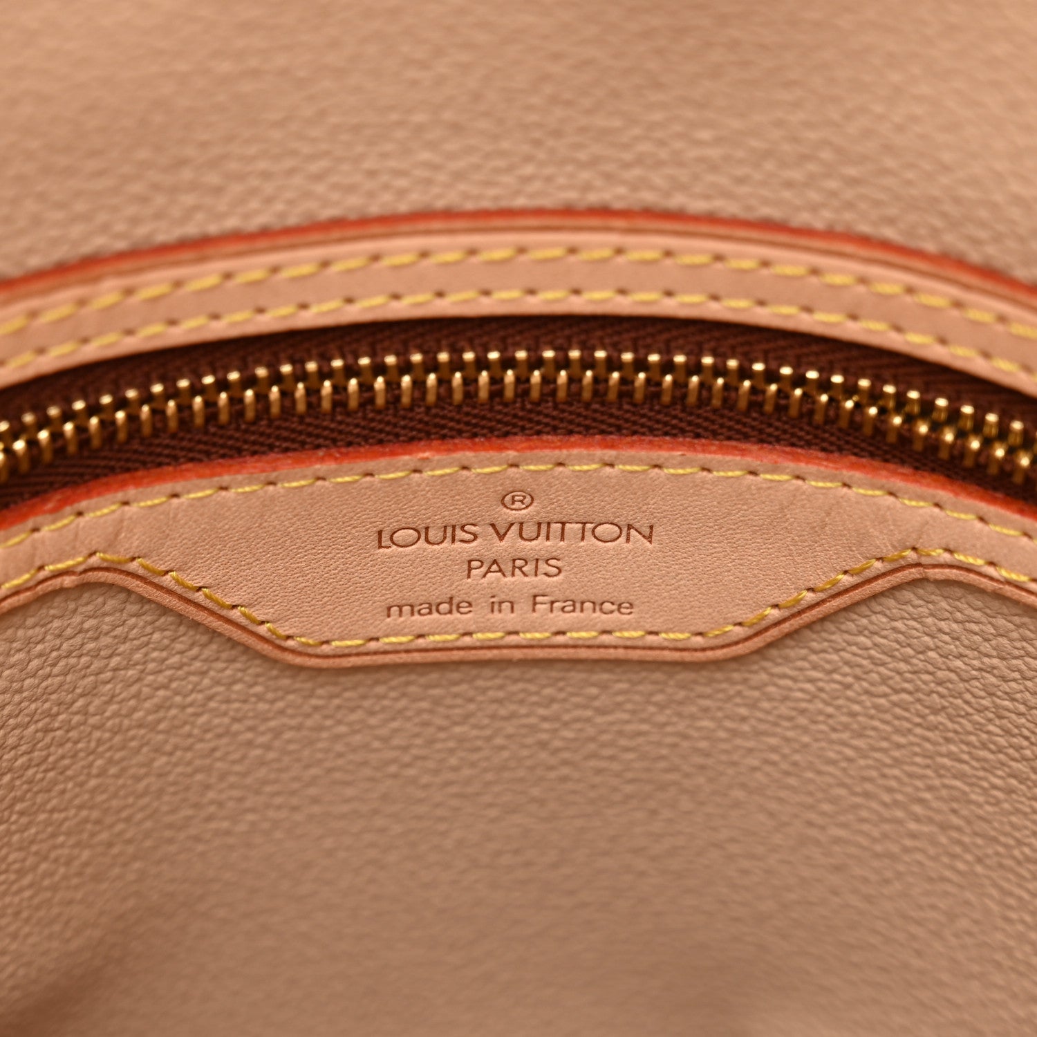 Monogram Petit Bucket 23
