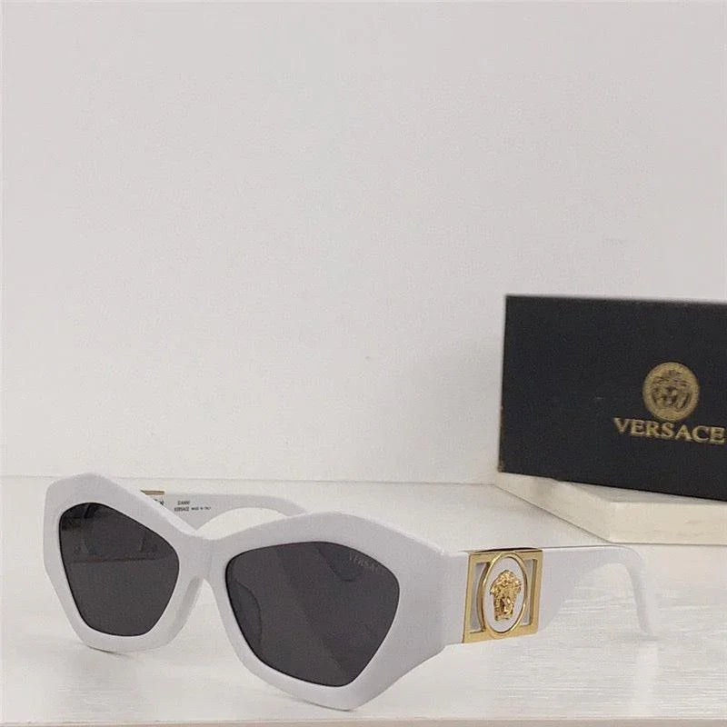 Ultra RaRe VINTAGE VERSACE SUNGLASSES MOD.421/B ✨