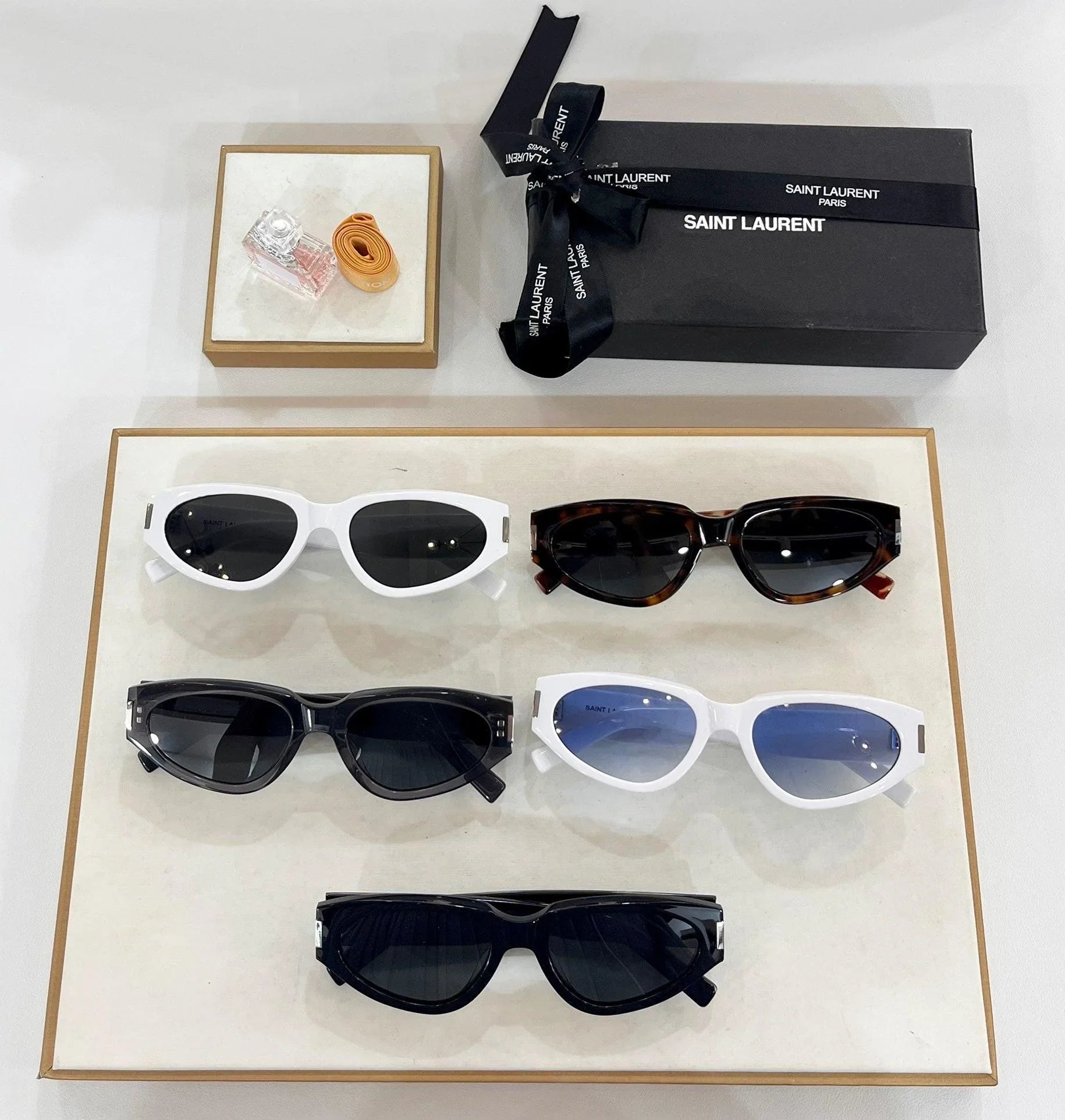 Saint Laurent SL 618 Women&