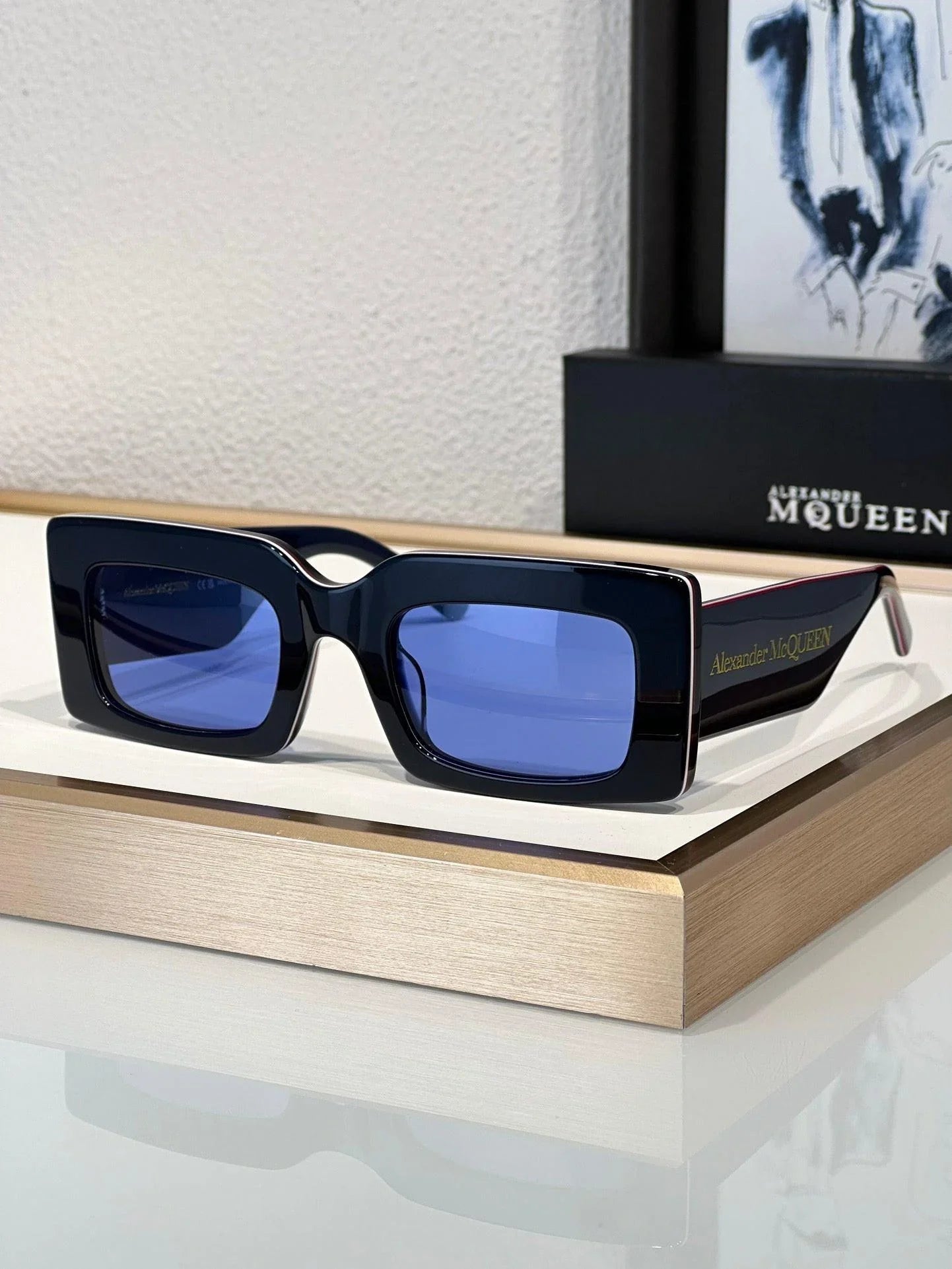 Alexander McQueen AM 0433S 001s Sunglasses Unisexđź’€