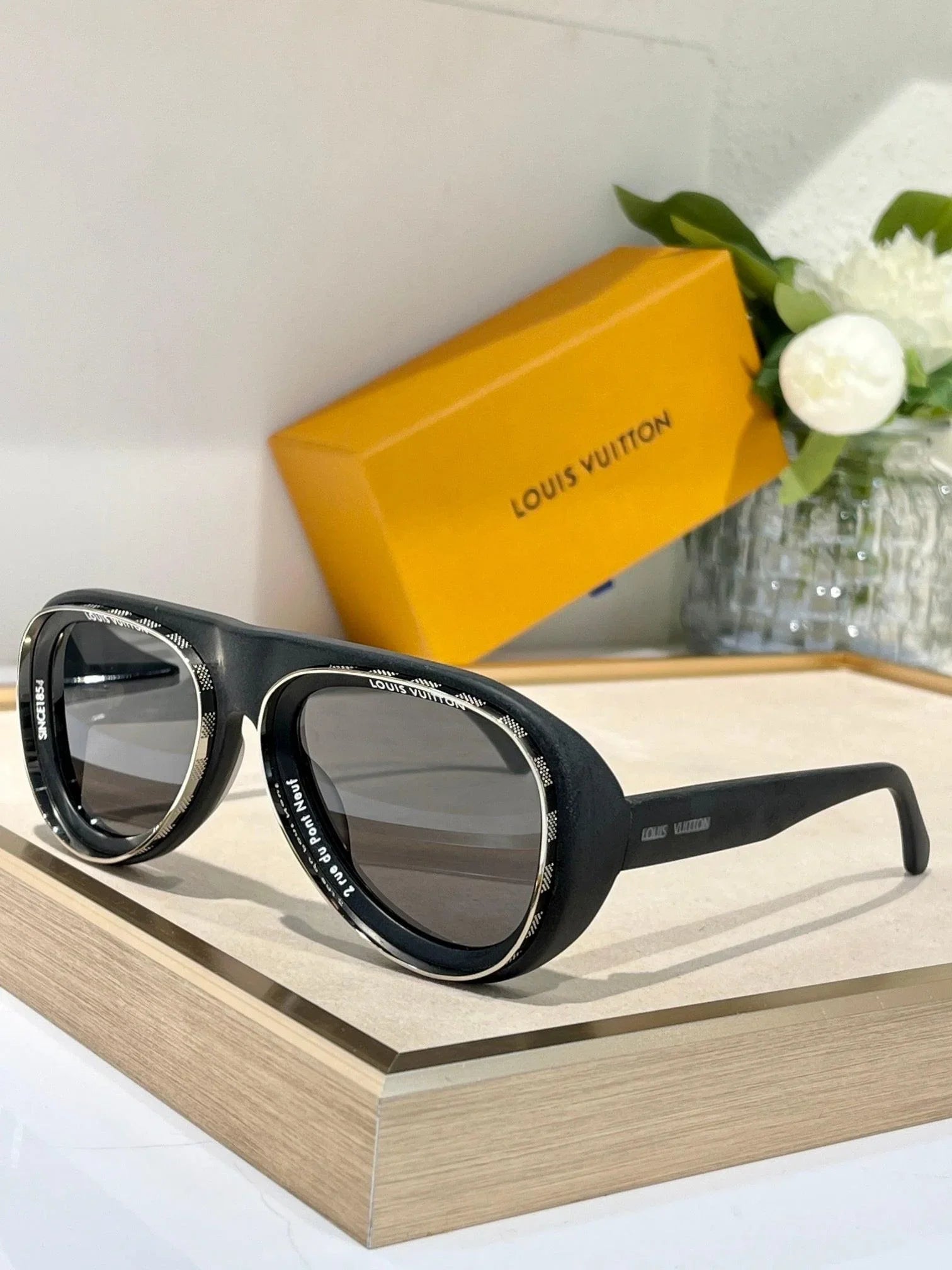 Louis Vuitton Z2445U Super Vision Pilot Sunglasses ✨