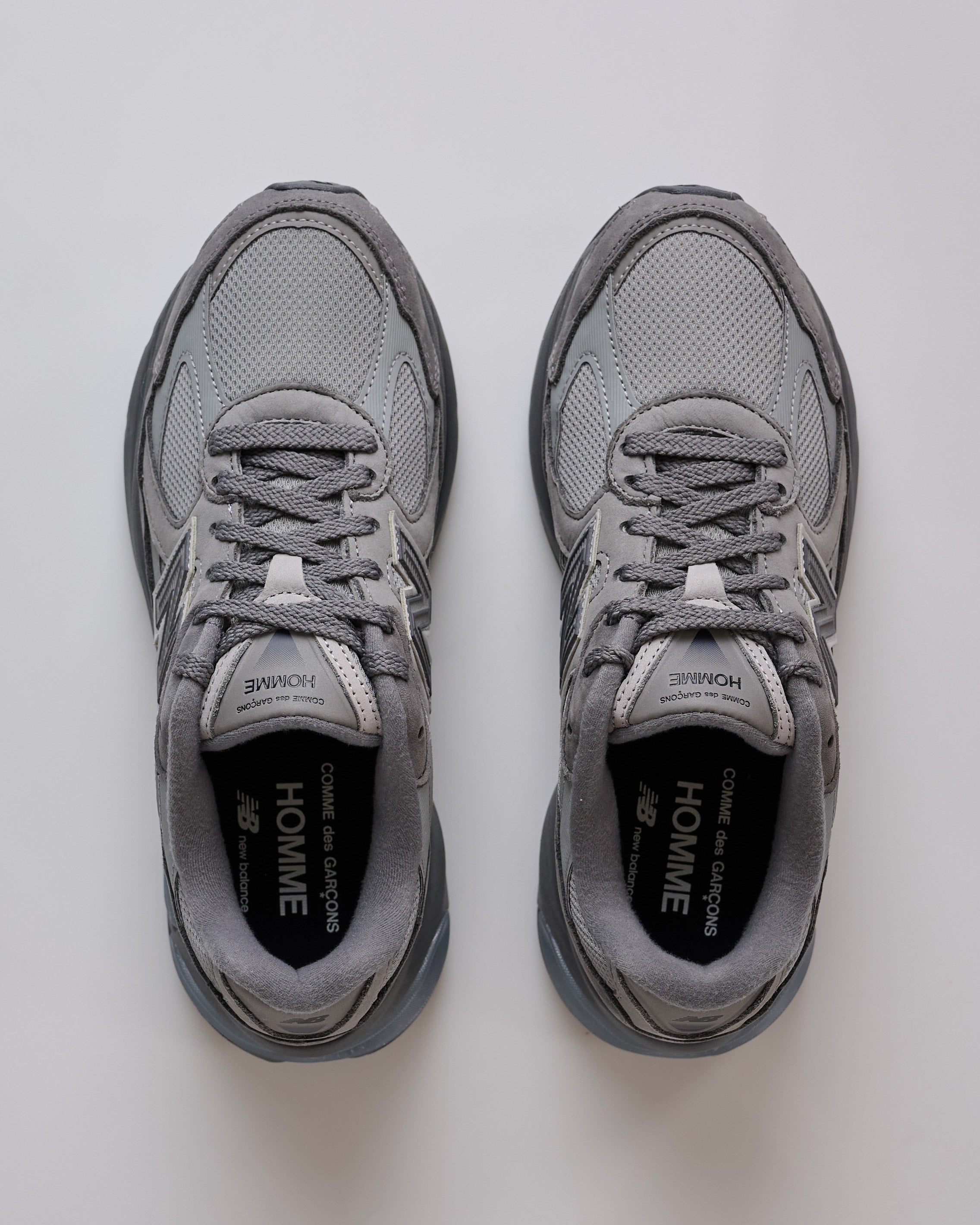 COMME des GARÇONS HOMME x New Balance 2010V Grey