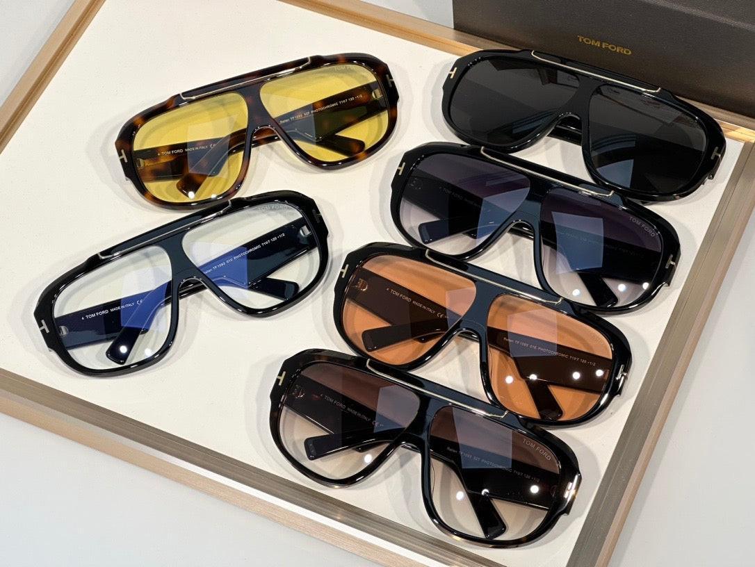 TOM FORD RELLEN TF1093 Sunglasses ✨