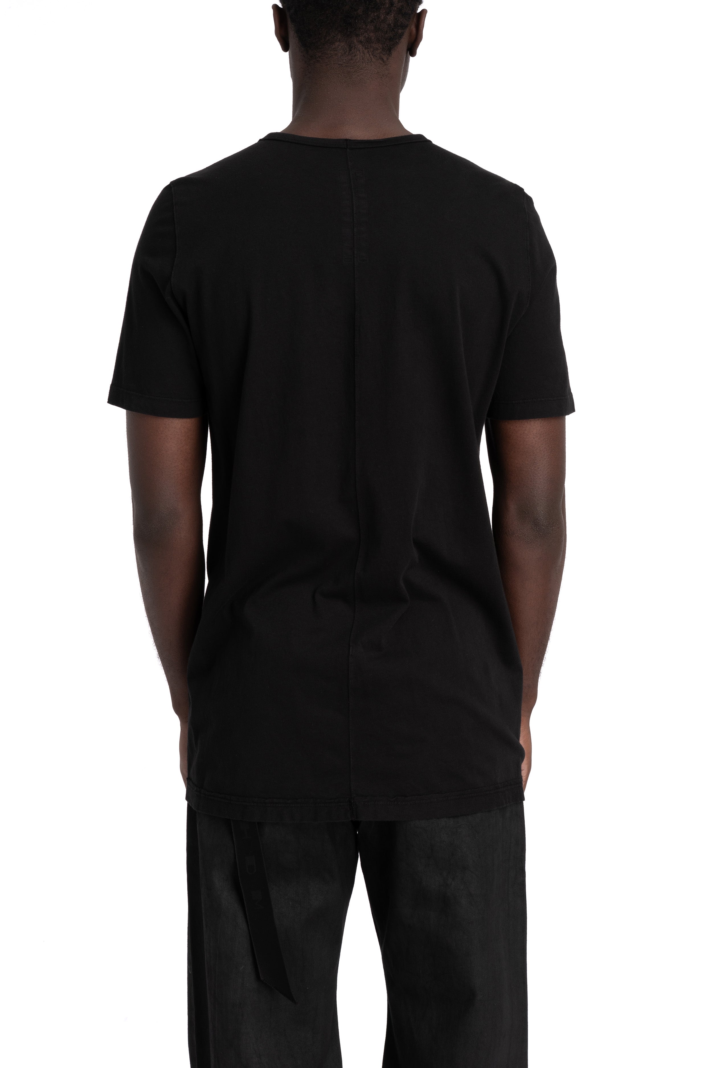 Level tee, RNP / Black