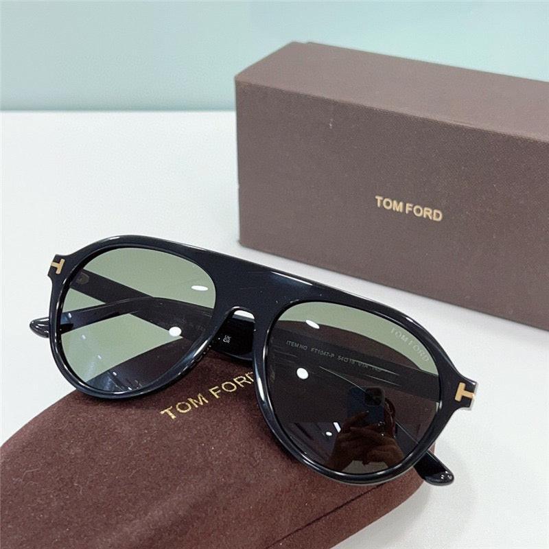 TOM FORD Pilot Horn TF1047 Private Collection Sunglasses $1100 ✨