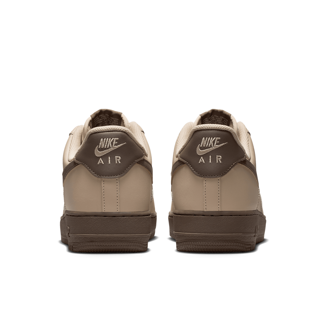 AIR FORCE 1 &
