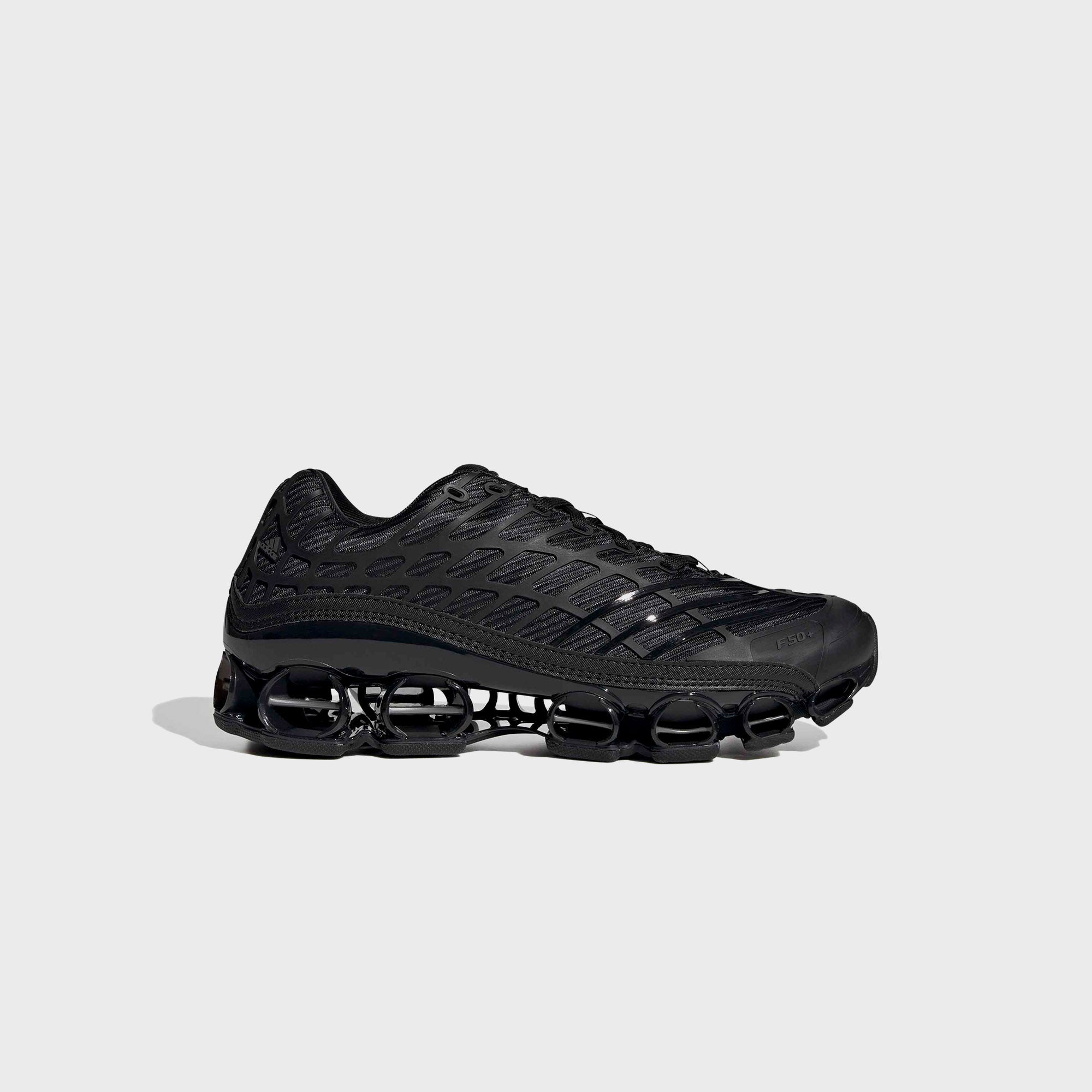 adidas Megaride F50 - Core Black / Iron Metallic
