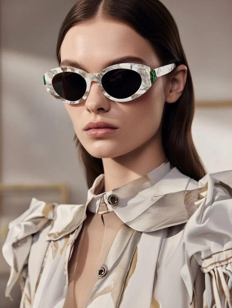 DIOR Dior Clover B1F Transparent Pink Oval Sunglasses✨
