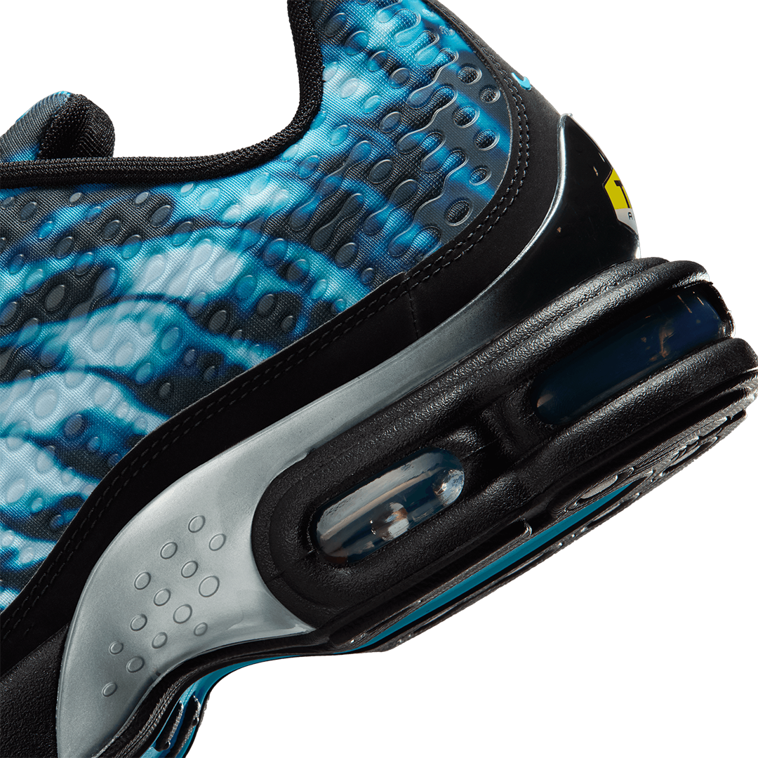 AIR MAX PLUS VII BLACK / CHROME