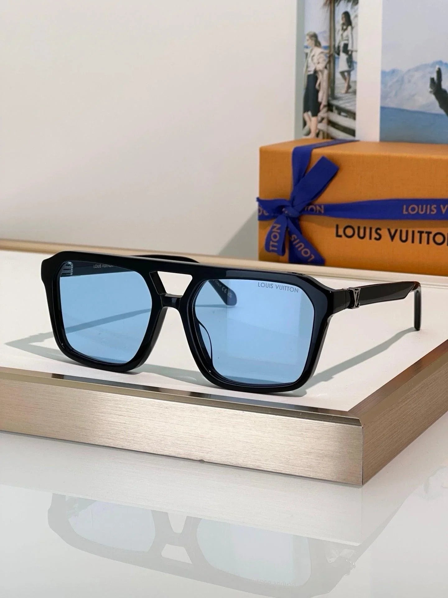 Louis Vuitton Z3120U LV Hit Large Square Sunglasses ✨