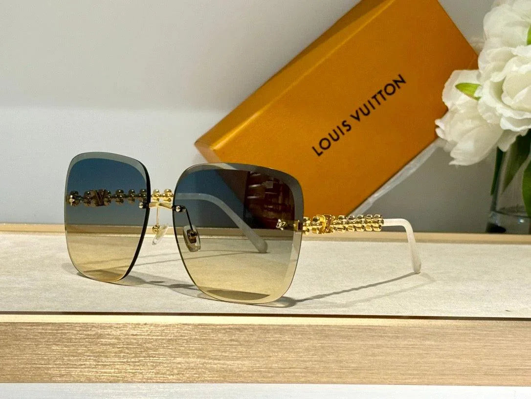 Louis Vuitton 2132U LV Bloom Square Sunglasses ✨