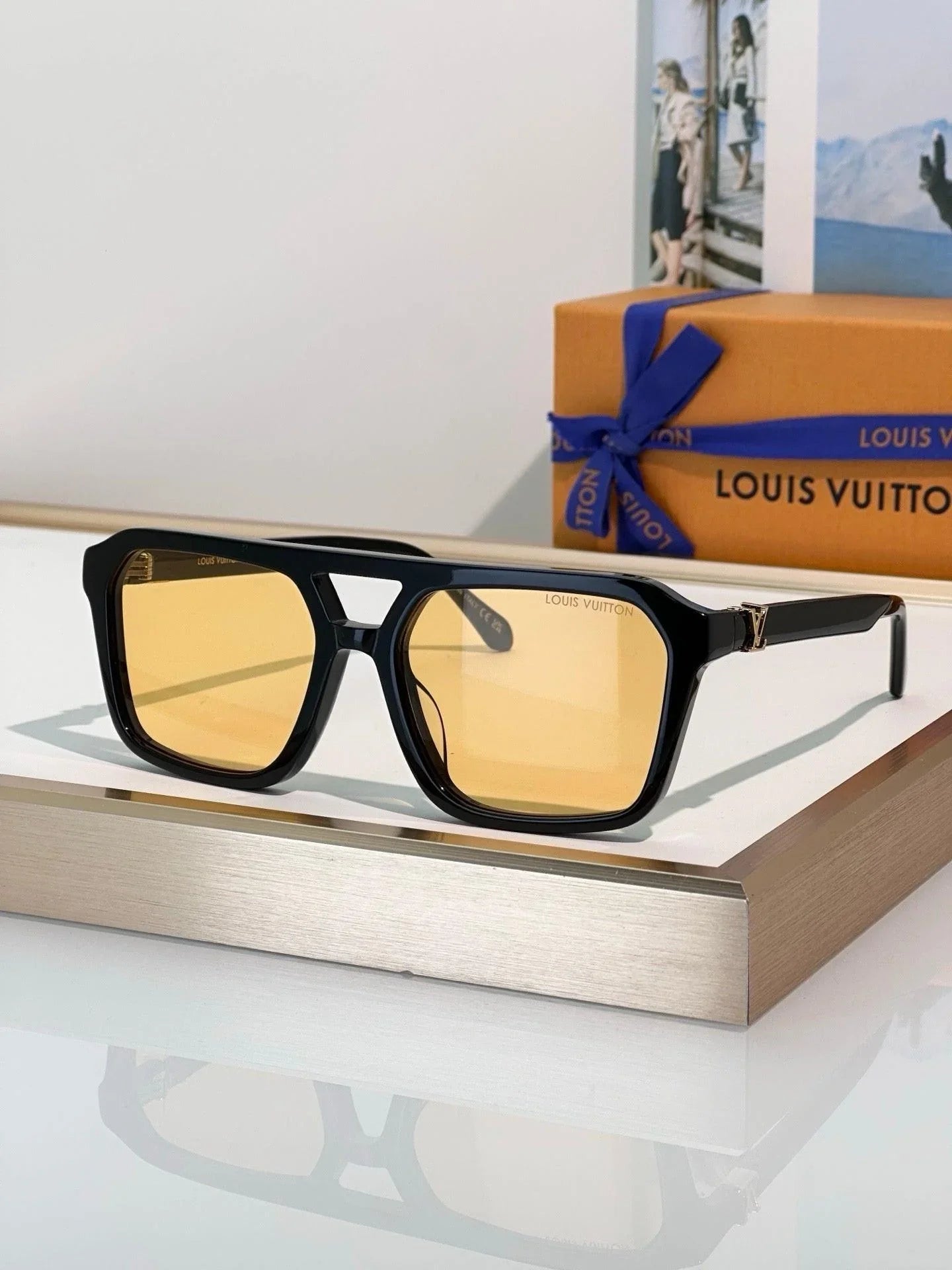Louis Vuitton Z3120U LV Hit Large Square Sunglasses ✨