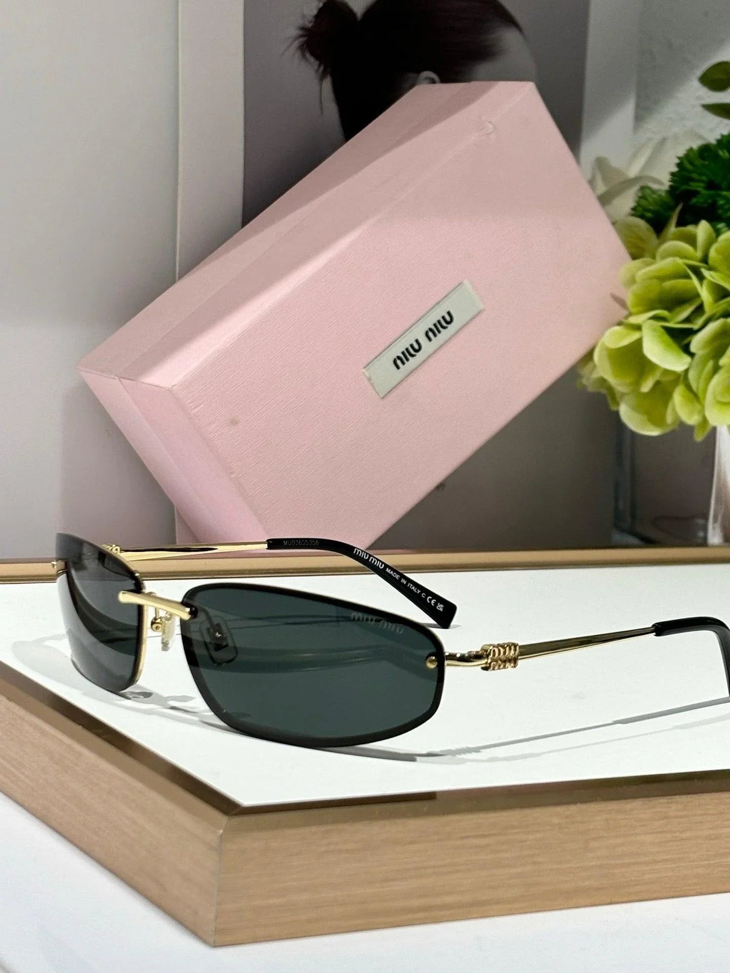 Miu Miu Runway SMUA50 Women&