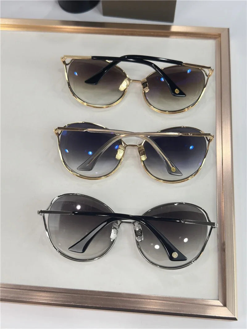Dita Women&