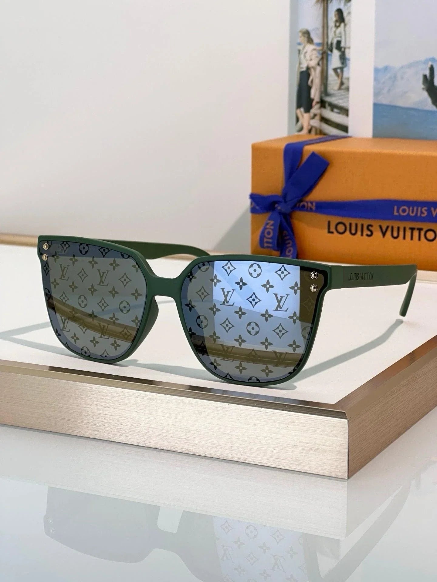 Louis Vuitton Z2973W-Z2974W LV Waimea Large Square Sunglasses ✨