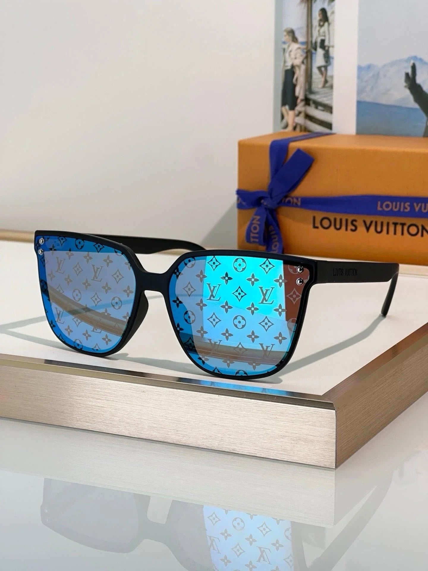 Louis Vuitton Z2973W-Z2974W LV Waimea Large Square Sunglasses ✨