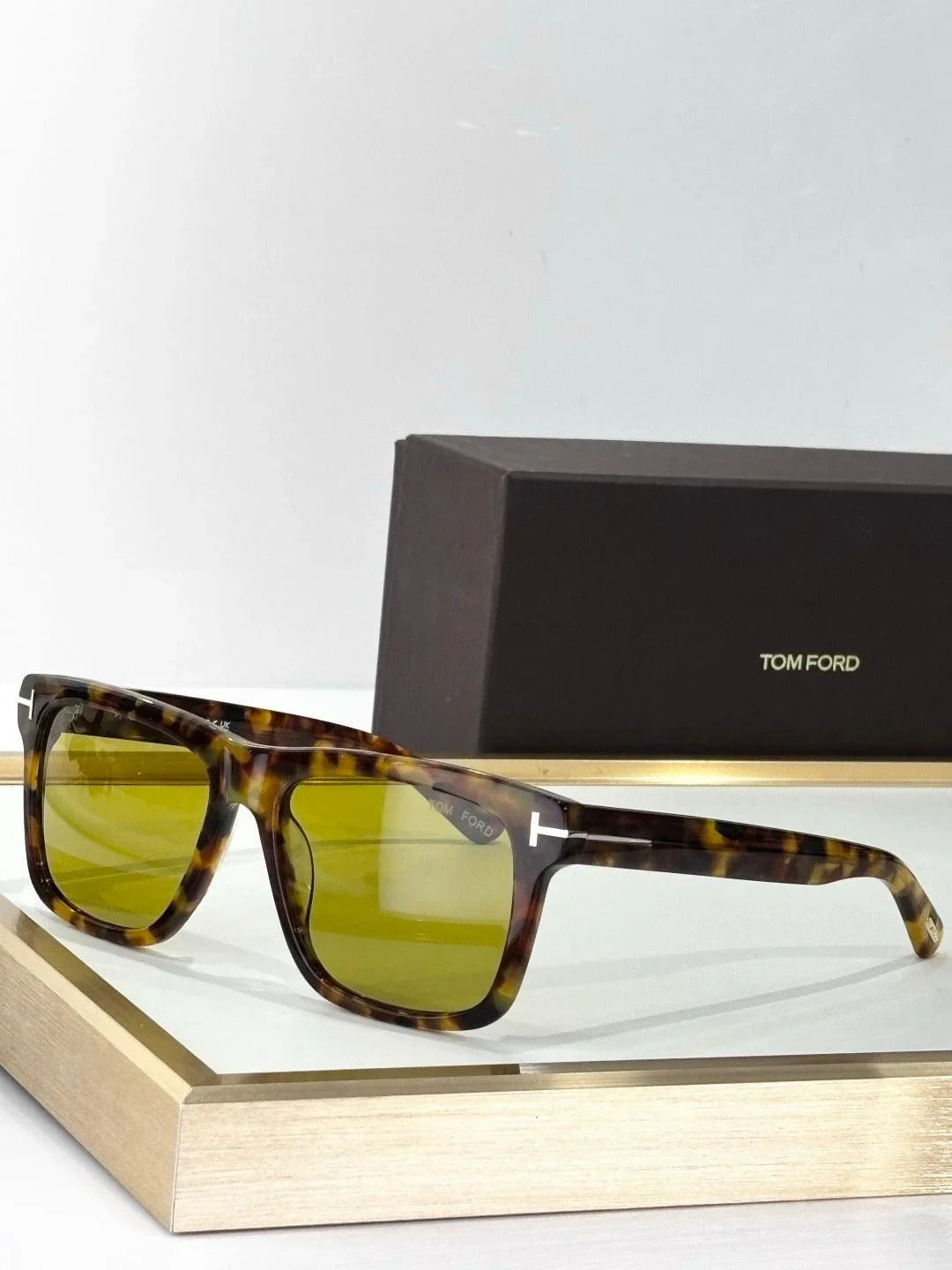 TOM FORD Buckley-02 TF906-N 01A 🔱